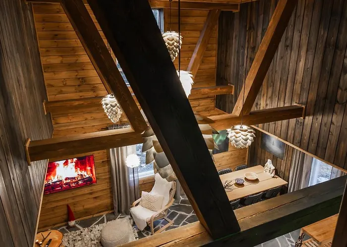 Art House Of Lady Christmas * Ροβανιέμι